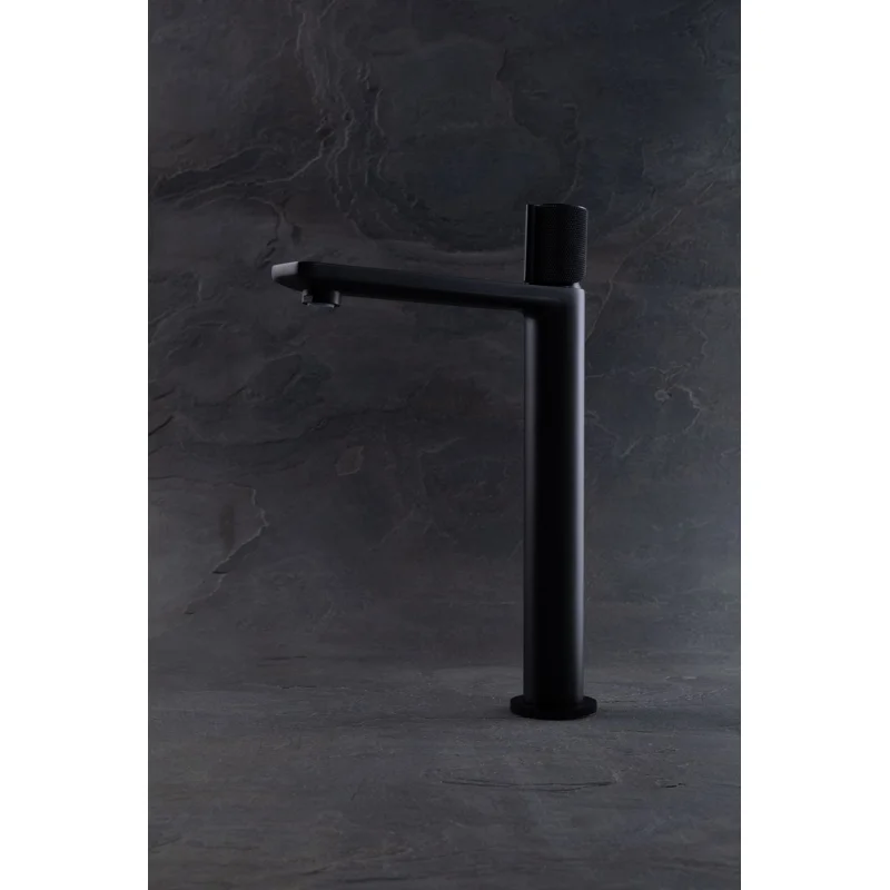 Смеситель для раковины Allen Brau Liberty 5.33002-31 черный матовый