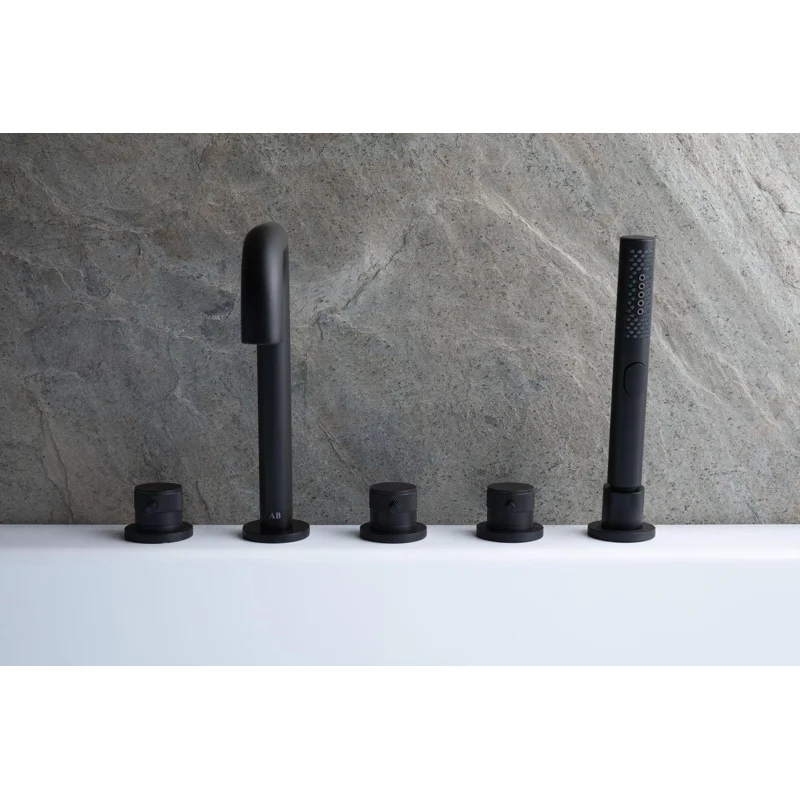 Смеситель на борт ванны Allen Brau Priority 5.31007-31 (с внутренней частью) черный матовый