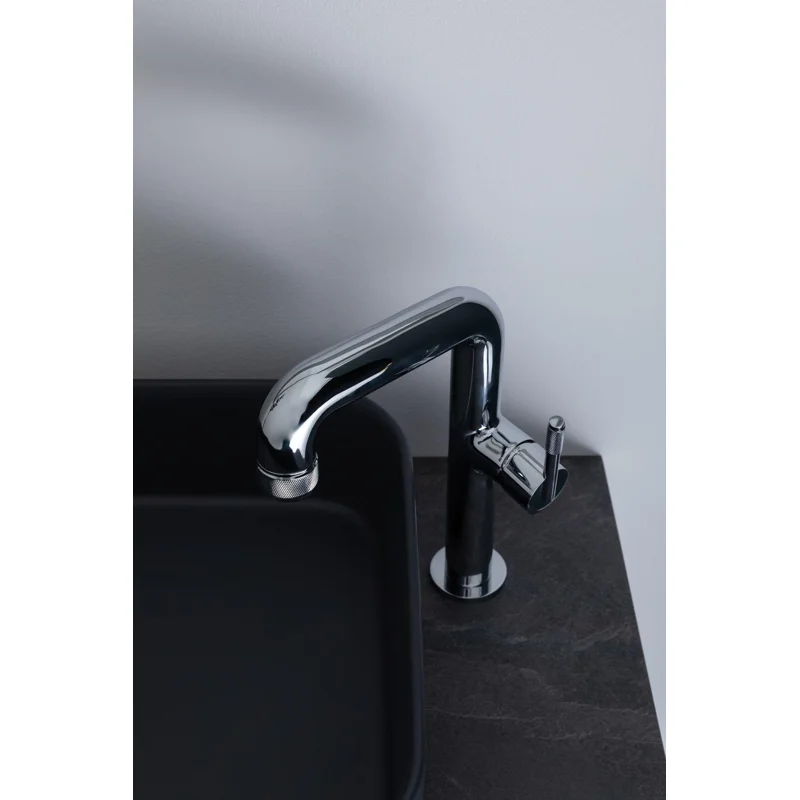 Смеситель для раковины Allen Brau Reality 5.32002-00 хром