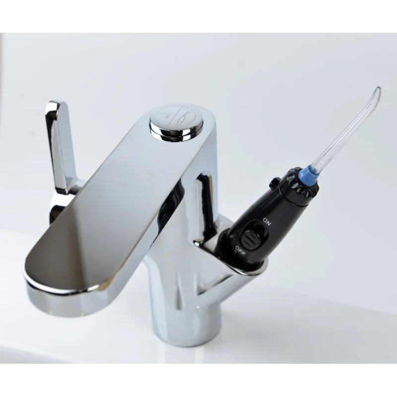 Смеситель Bronze de Luxe Optimal 10188 для раковины с ирригатором, хром