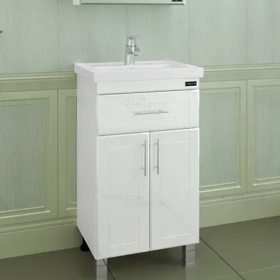         Зеркало Relisan BERTA 630х780 с подсветкой