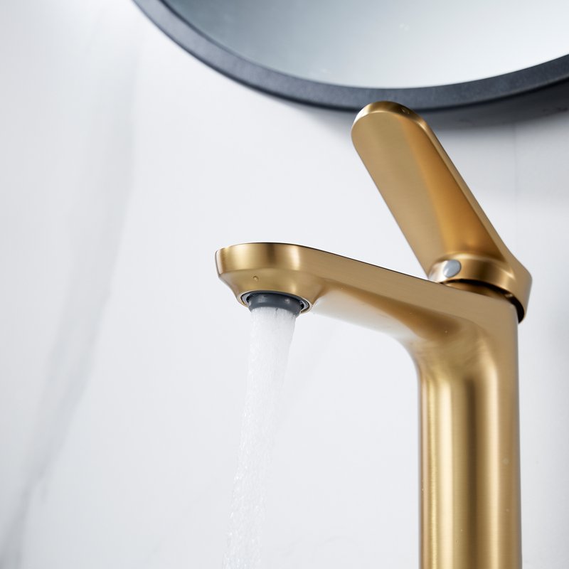 Смеситель для раковины Shevanik S4301G, золотой сатин