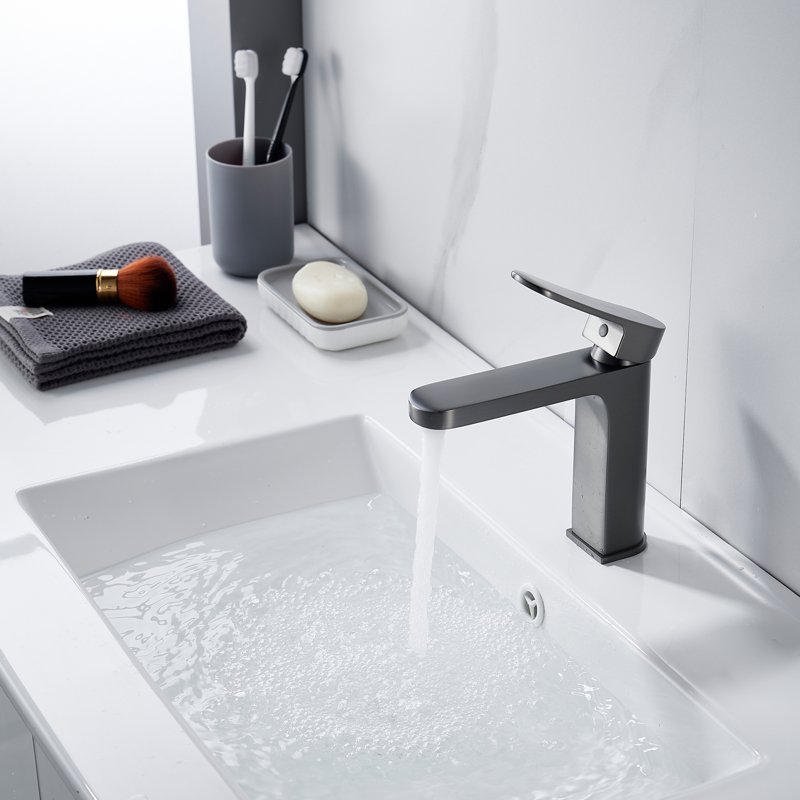 Смеситель для раковины Shevanik S4501T, оружейная сталь