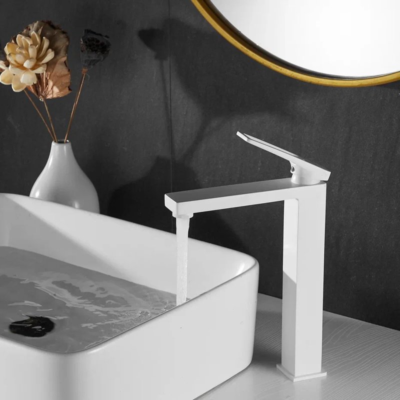 Смеситель для раковины Shevanik S6811С, белый