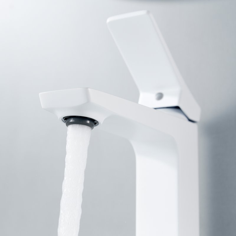 Смеситель для раковины Shevanik S4401C, белый