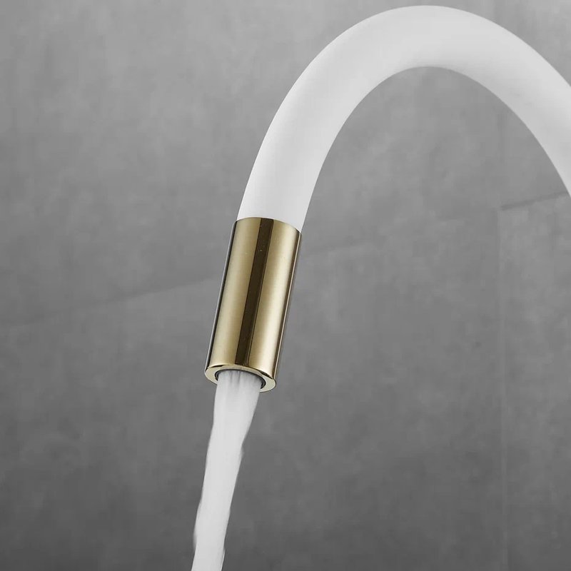 Смеситель для кухни с гибким изливом и подключением фильтра Shevanik S668E, золото/белый