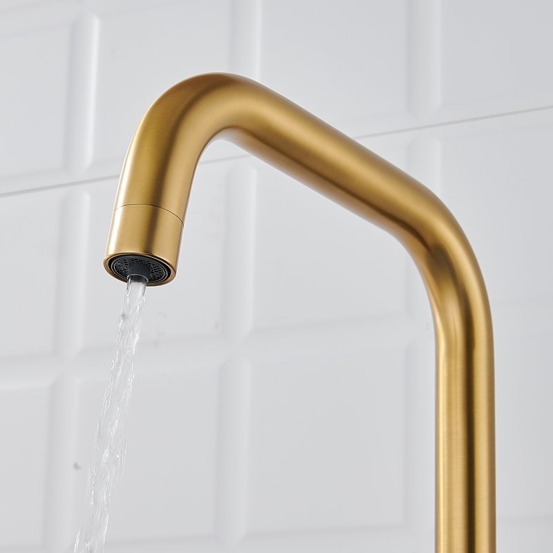 Смеситель для кухни с подключением фильтра Shevanik S528G, золотой сатин