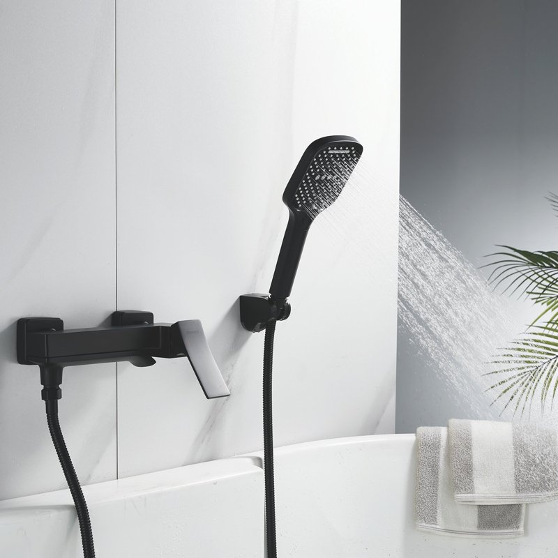 Смеситель для ванны Shevanik S4002H, черный