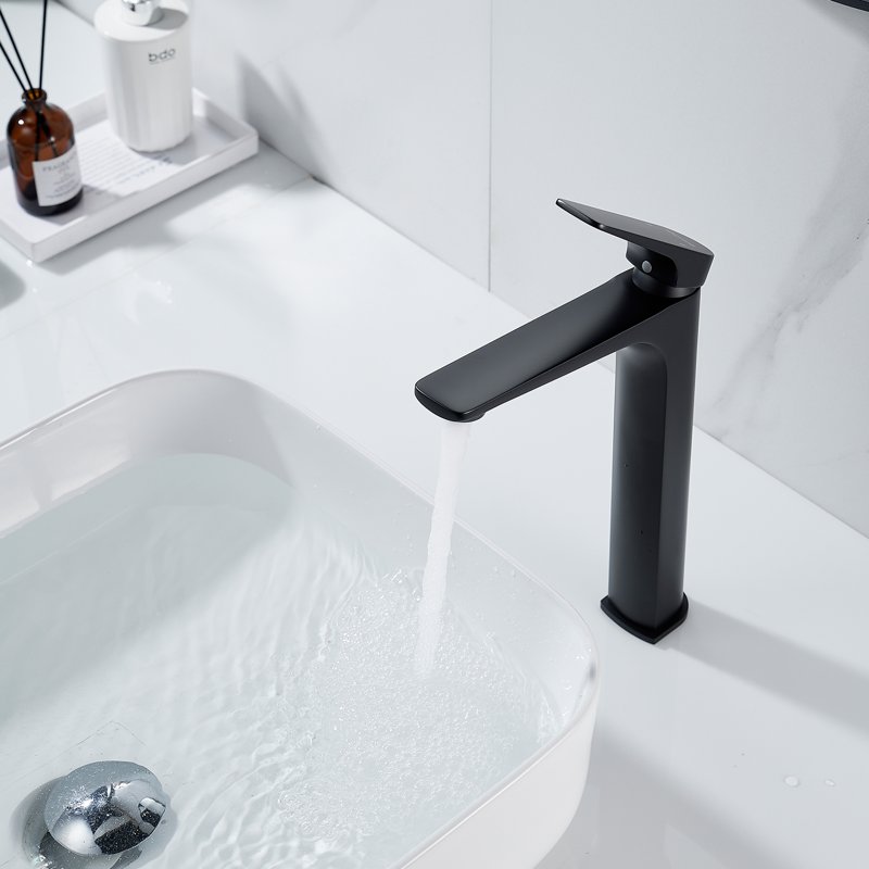 Смеситель для раковины высокий Shevanik S4211H, черный