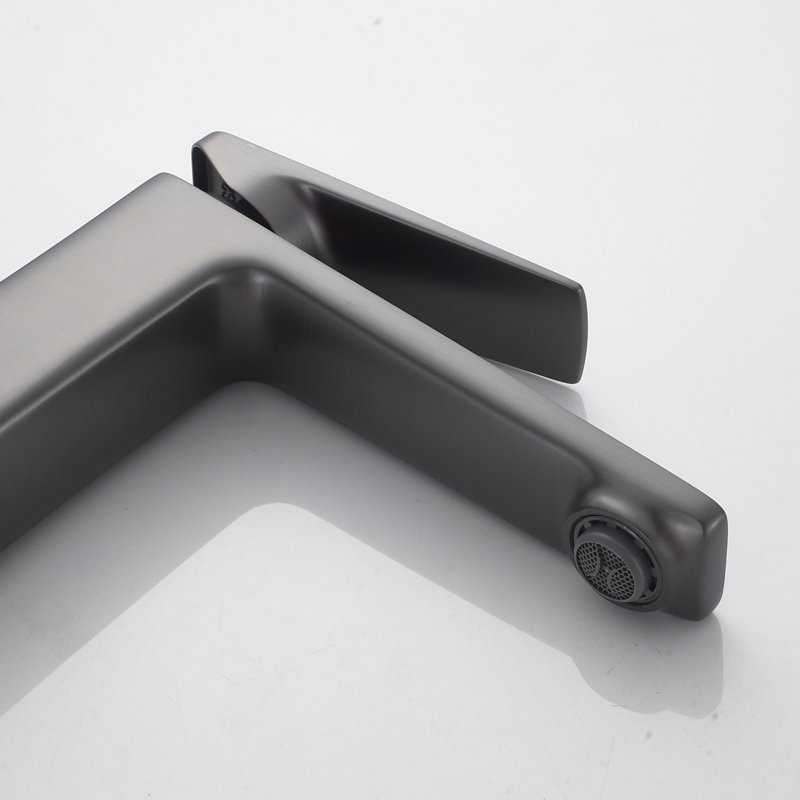 Смеситель для раковины Shevanik S8901T-1, оружейная сталь