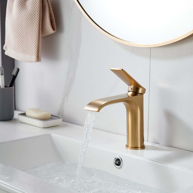 Смеситель для раковины Shevanik S4101G, золотой сатин