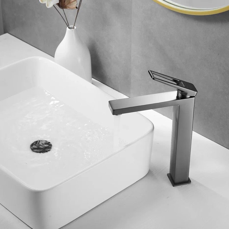 Смеситель для раковины Shevanik S6811T, оружейная сталь