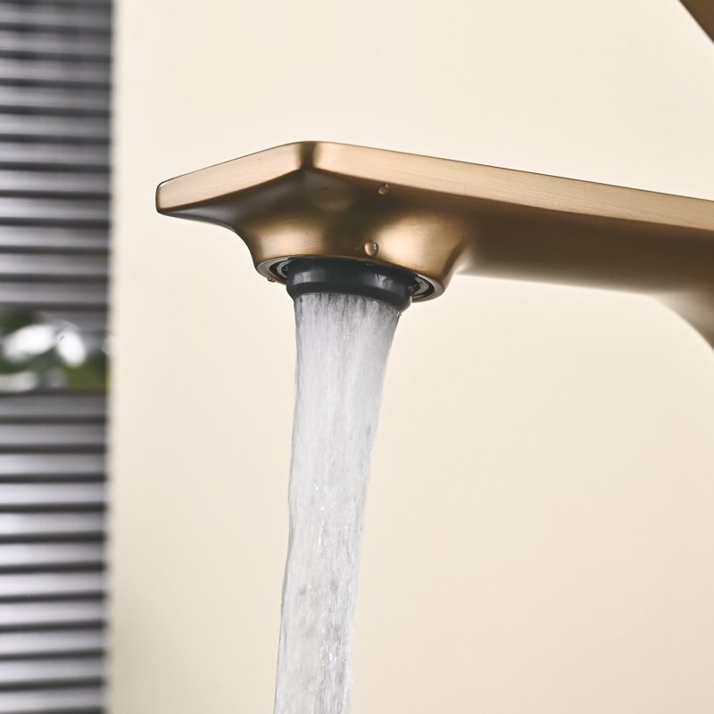 Смеситель для раковины Shevanik S6101G, золотой сатин