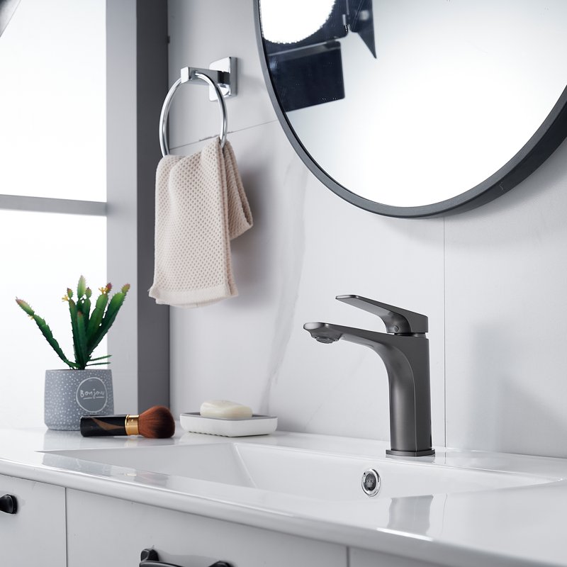 Смеситель для раковины Shevanik S4201T, оружейная сталь