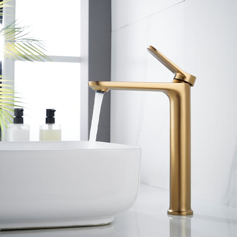 Смеситель для раковины высокий Shevanik S4311G, золотой сатин