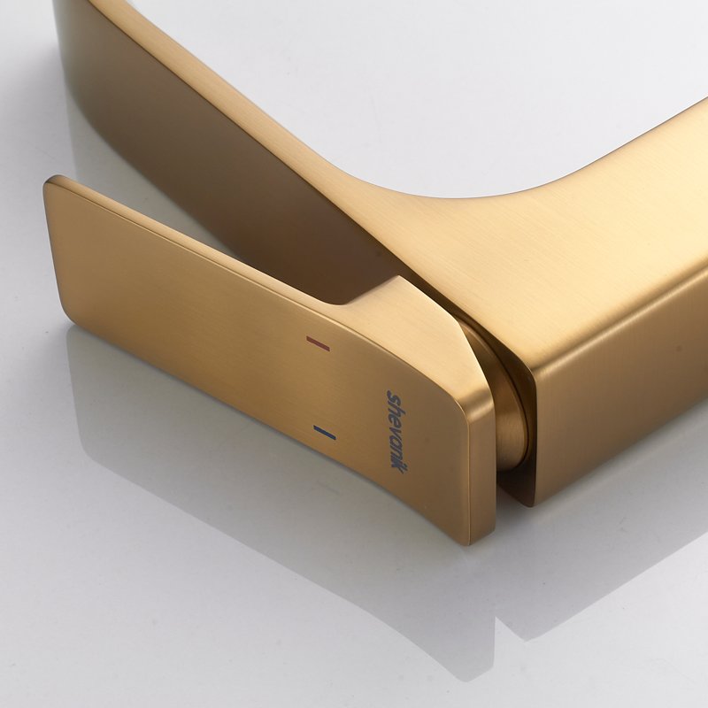 Смеситель для раковины высокий Shevanik S4011G, золотой сатин