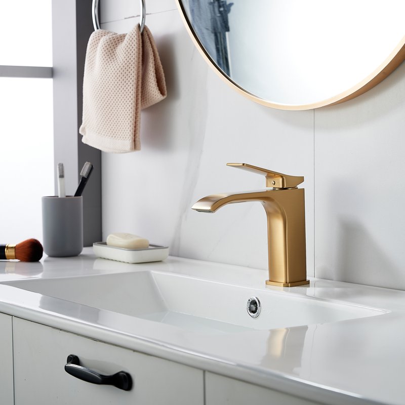 Смеситель для раковины Shevanik S4001G, золотой сатин