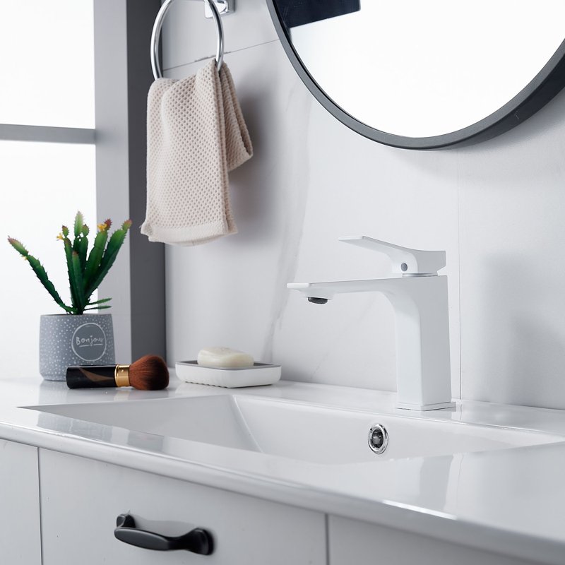 Смеситель для раковины Shevanik S6101C, белый