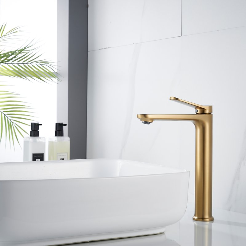 Смеситель для раковины высокий Shevanik S4311G, золотой сатин