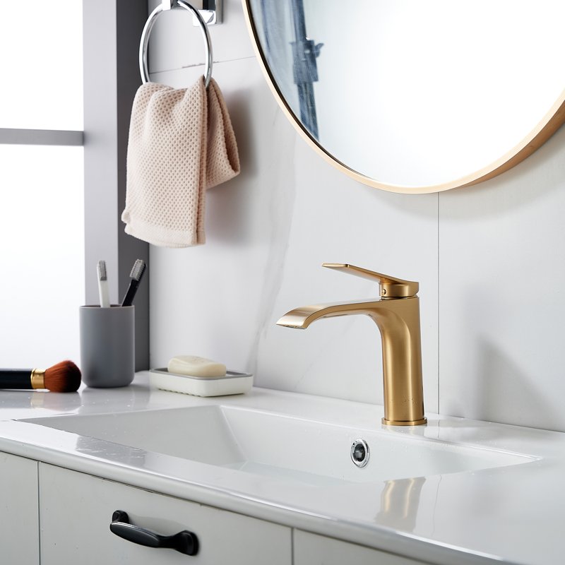 Смеситель для раковины Shevanik S4101G, золотой сатин