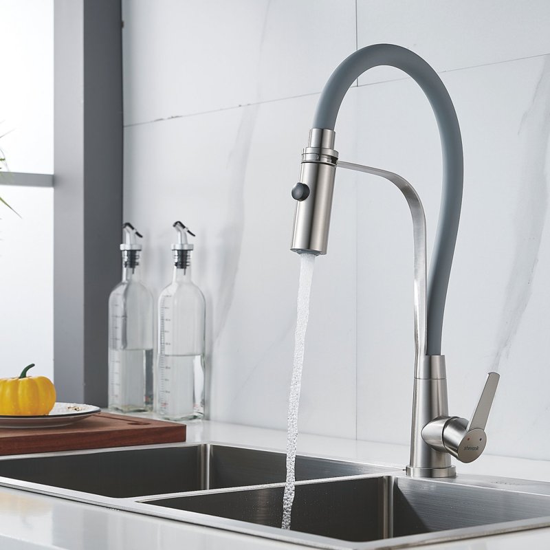 Смеситель для кухни с гибким изливом и режимом 