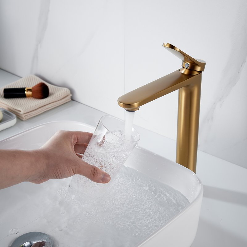 Смеситель для раковины высокий Shevanik S4311G, золотой сатин