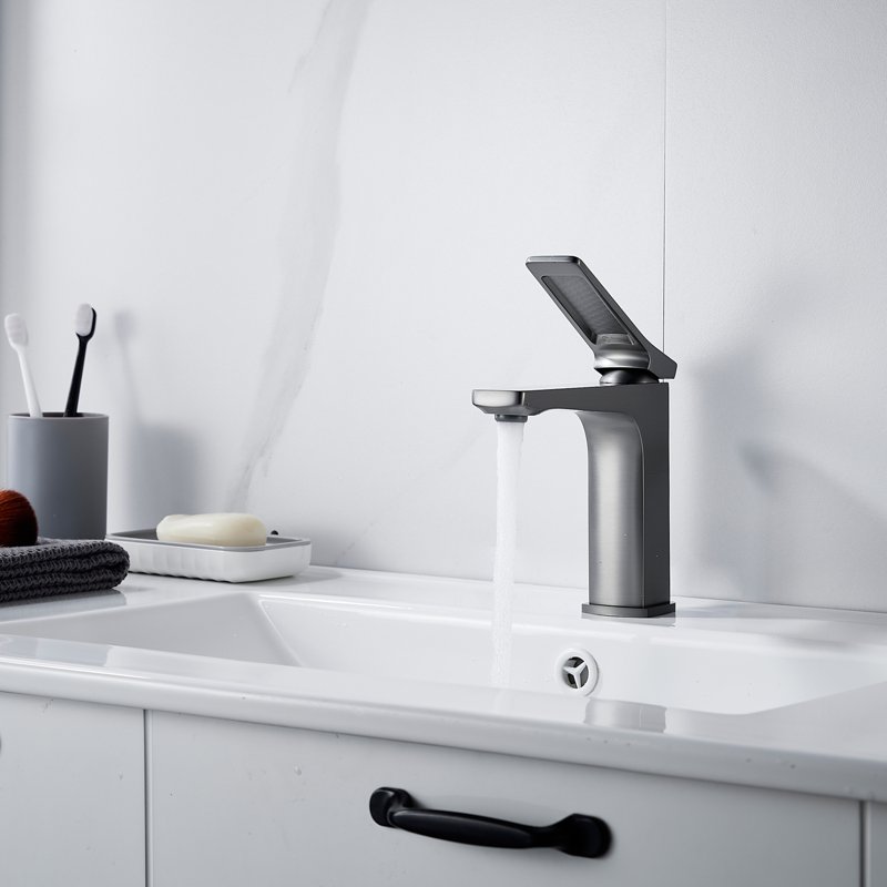 Смеситель для раковины Shevanik S4601T, оружейная сталь