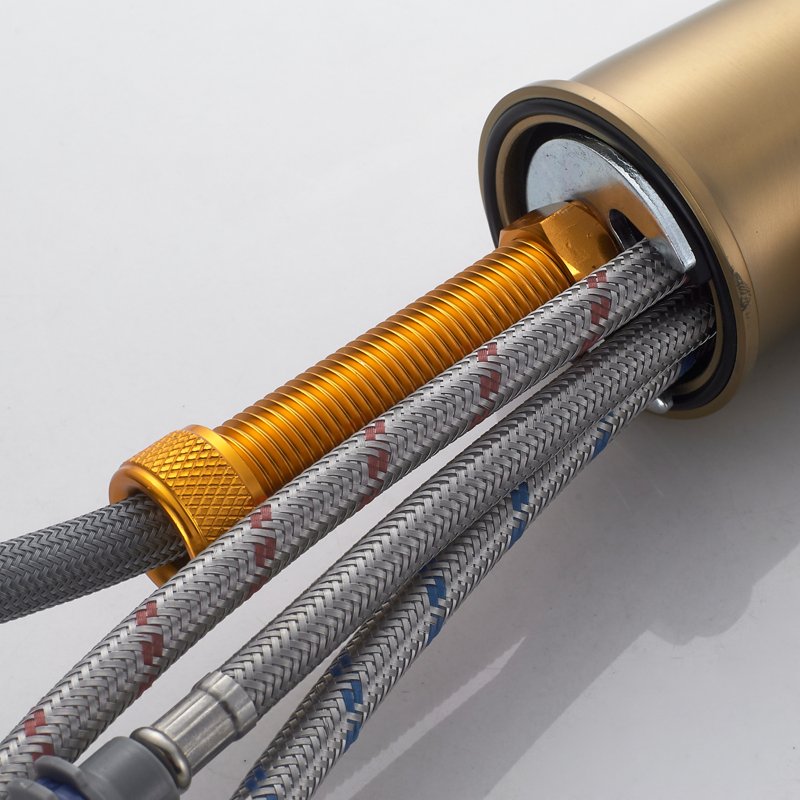 Смеситель для кухни с выдвижным изливом Shevanik S363G, золотой сатин