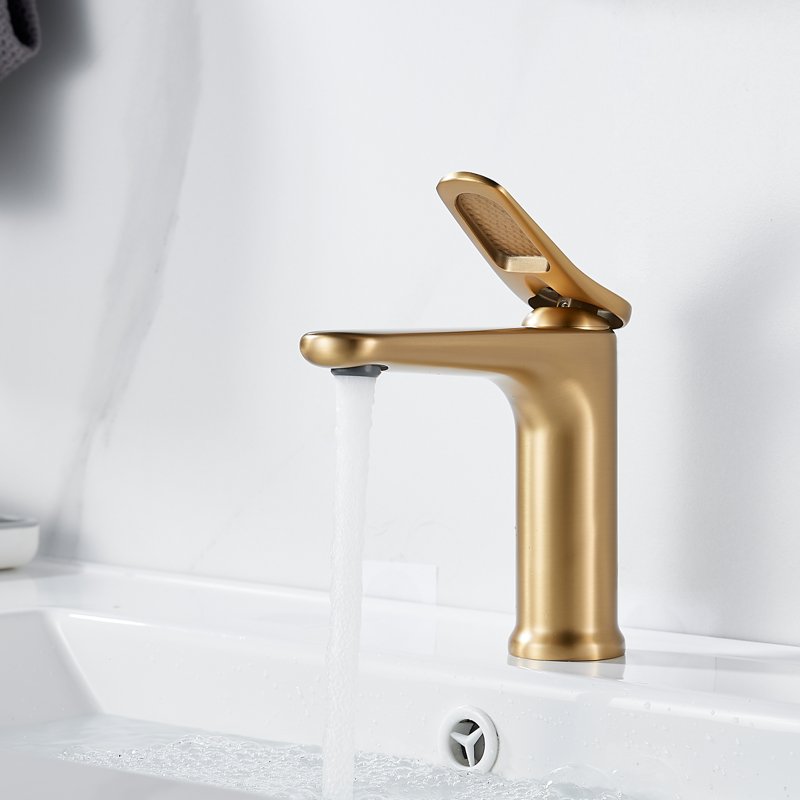 Смеситель для раковины Shevanik S4701G, золотой сатин