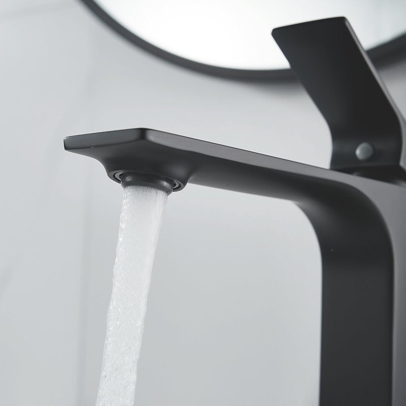 Смеситель для раковины высокий Shevanik S6111H, черный