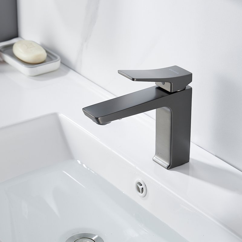 Смеситель для раковины Shevanik S4401T, оружейная сталь