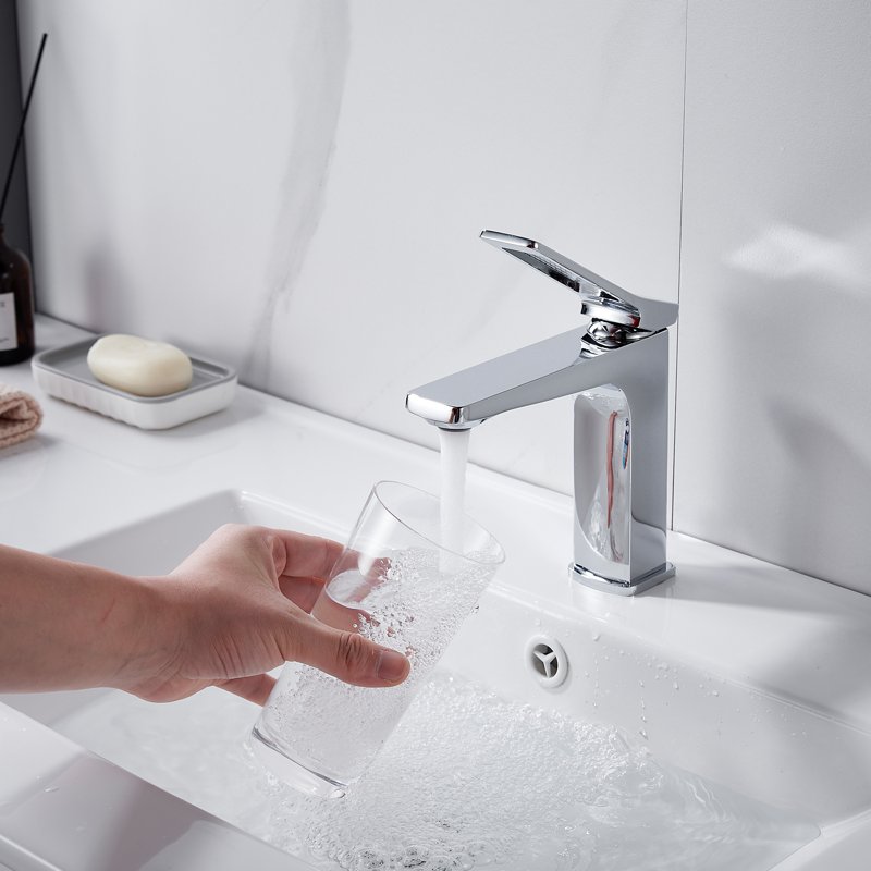 Смеситель для раковины Shevanik S4601, хром