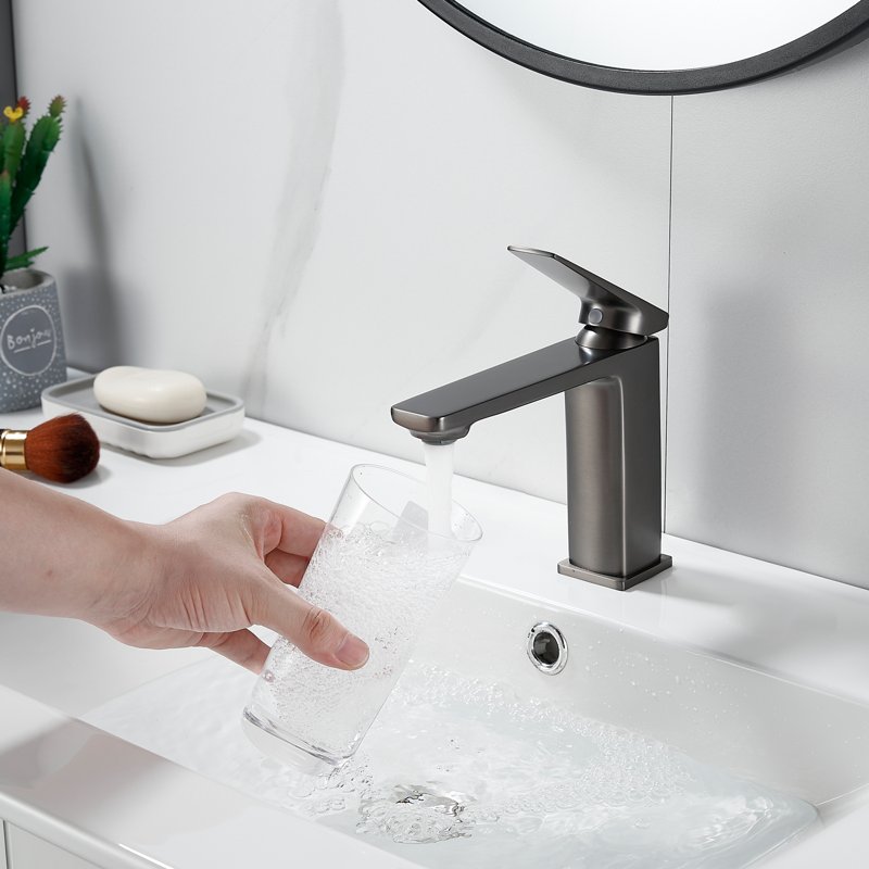 Смеситель для раковины Shevanik S8901T-1, оружейная сталь