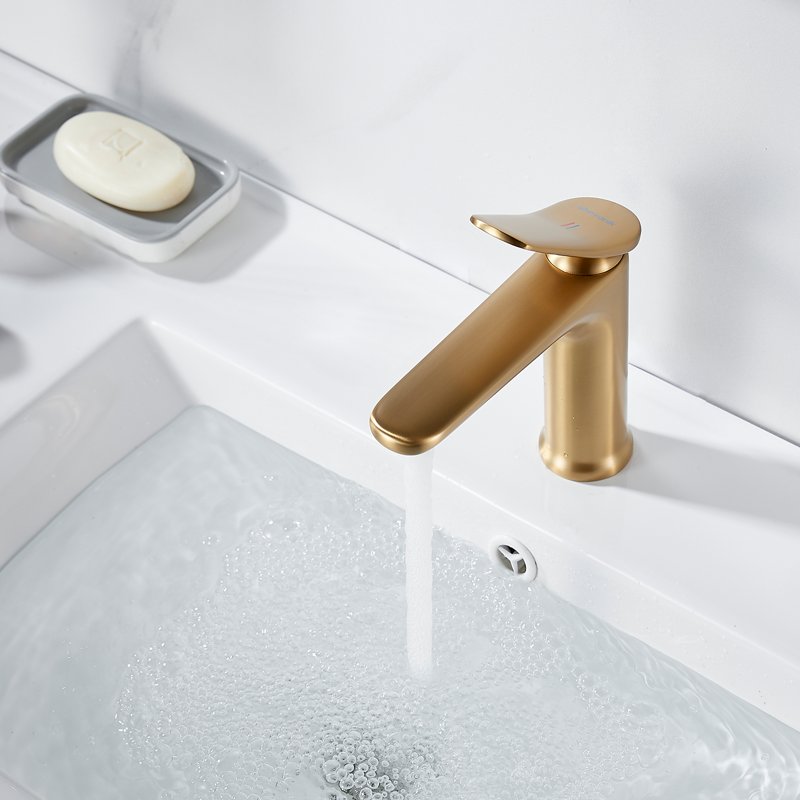 Смеситель для раковины Shevanik S4701G, золотой сатин