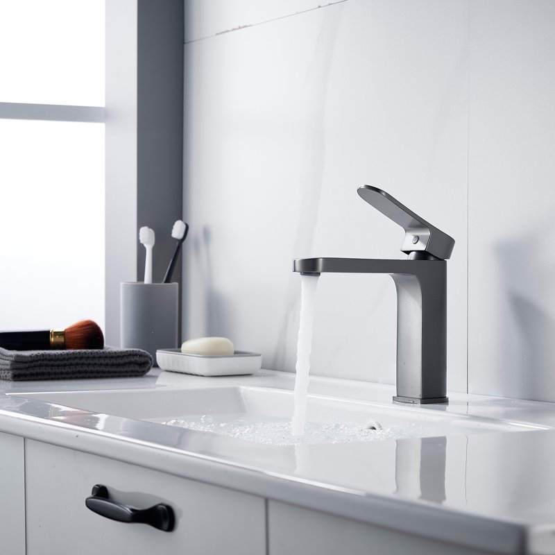 Смеситель для раковины Shevanik S4501T, оружейная сталь