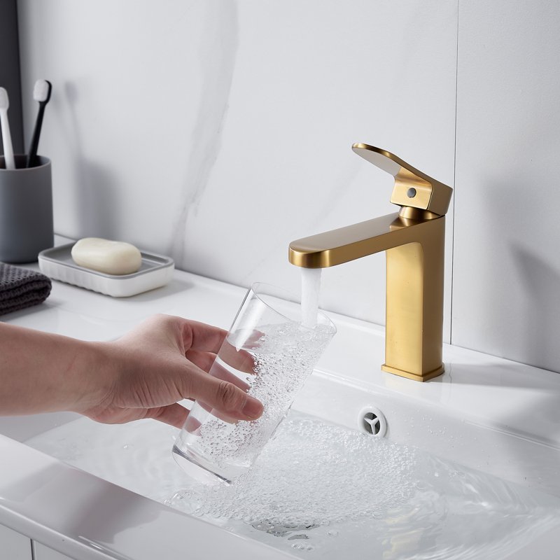 Смеситель для раковины Shevanik S4501G, золотой сатин