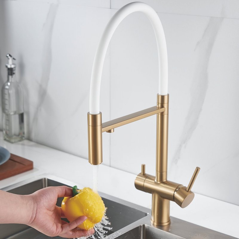 Смеситель для кухни с гибким изливом и подключением фильтра Shevanik S178G, золотой сатин/белый