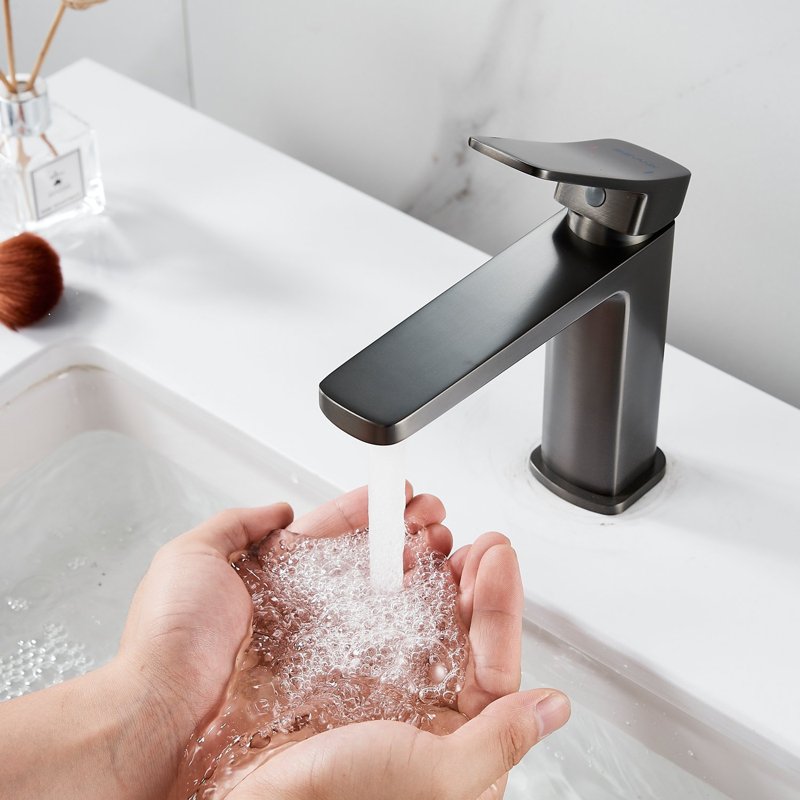 Смеситель для раковины Shevanik S9901T, оружейная сталь