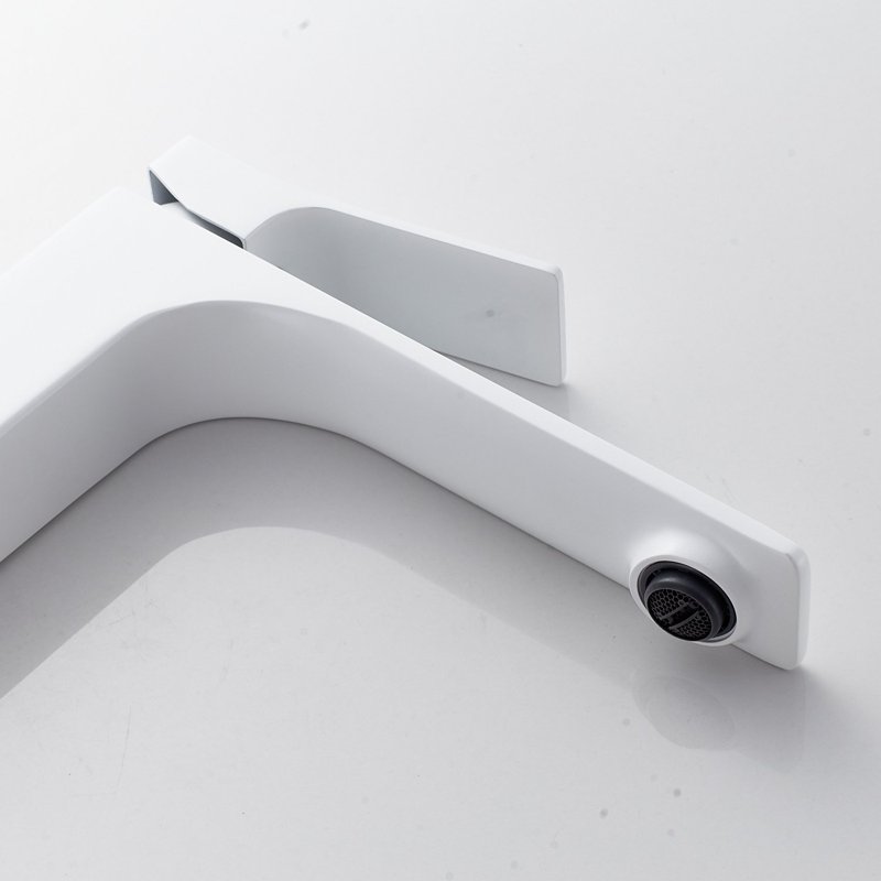 Смеситель для раковины высокий Shevanik S6111C, белый