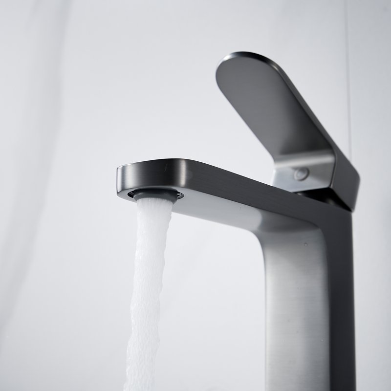 Смеситель для раковины Shevanik S4501T, оружейная сталь