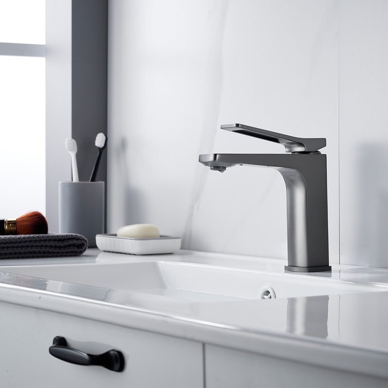 Смеситель для раковины Shevanik S4601T, оружейная сталь