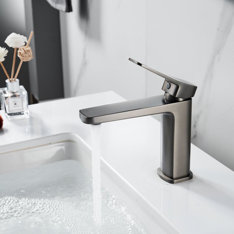 Смеситель для раковины Shevanik S9901T, оружейная сталь