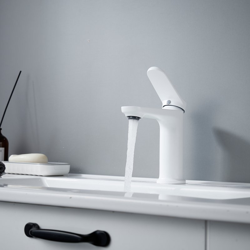 Смеситель для раковины Shevanik S4301C, белый