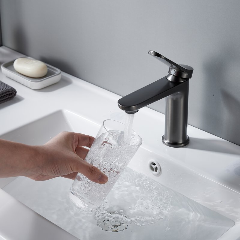 Смеситель для раковины Shevanik S4301T, оружейная сталь