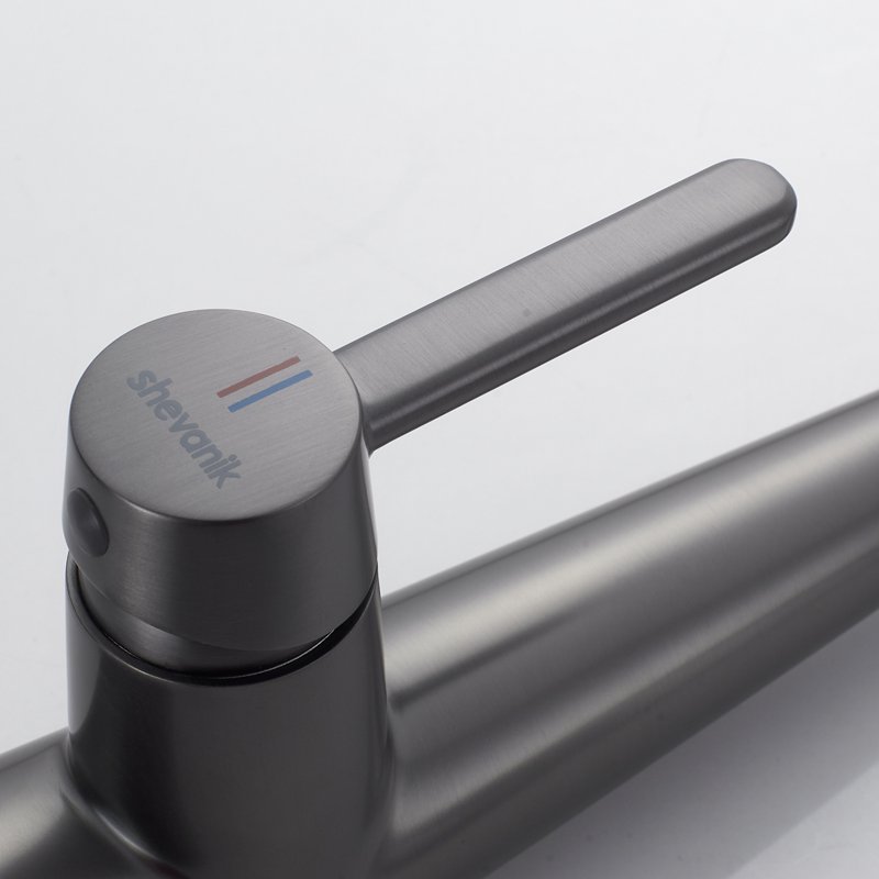 Смеситель для кухни с выдвижным изливом Shevanik S363T, оружейная сталь