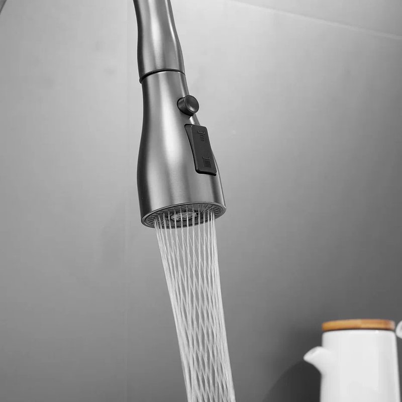 Смеситель для кухни с выдвижным изливом Shevanik S163T, оружейная сталь