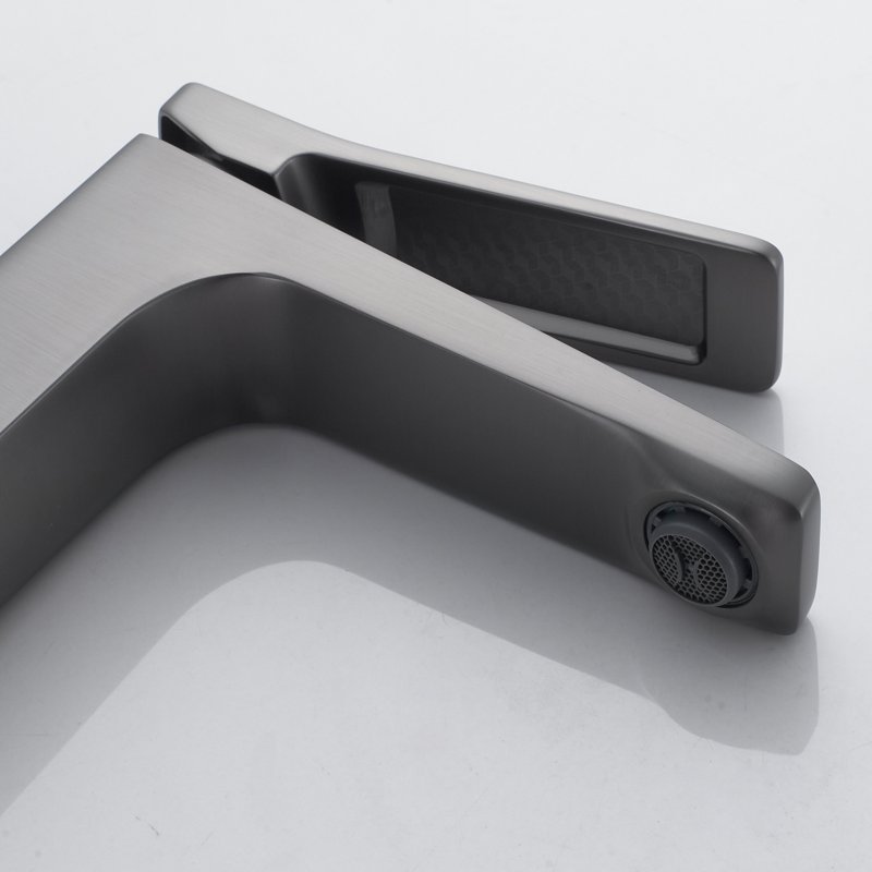 Смеситель для раковины Shevanik S4601T, оружейная сталь