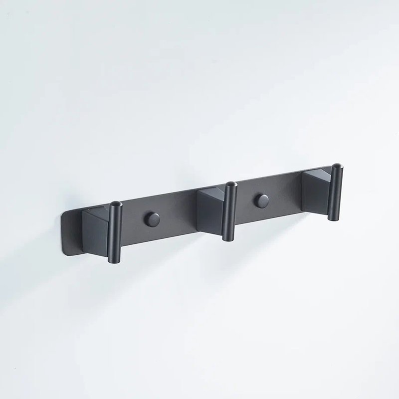 Планка с 3 крючками Shevanik SG5731H, черный