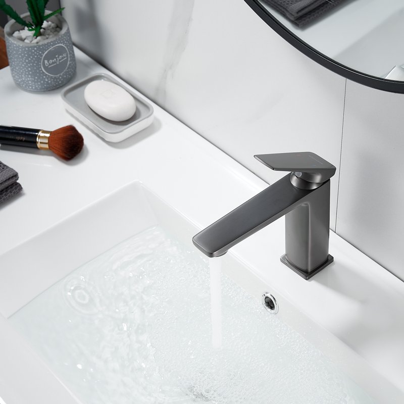 Смеситель для раковины Shevanik S8901T-1, оружейная сталь