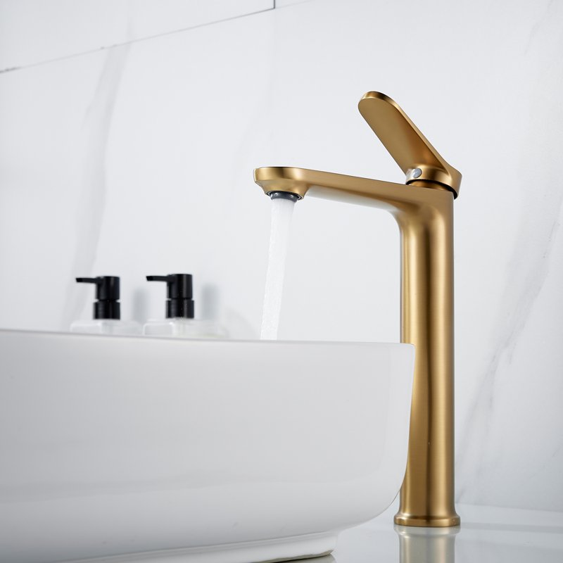 Смеситель для раковины высокий Shevanik S4311G, золотой сатин